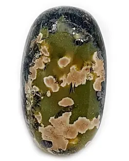 Serpentine noble Lizardite
