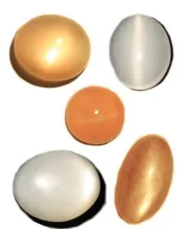 Lot: 5 PIERRES DE LUNE