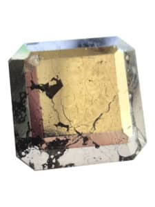 La skuttérudite est une espèce minérale composée d'arséniure de cobalt et de nickel